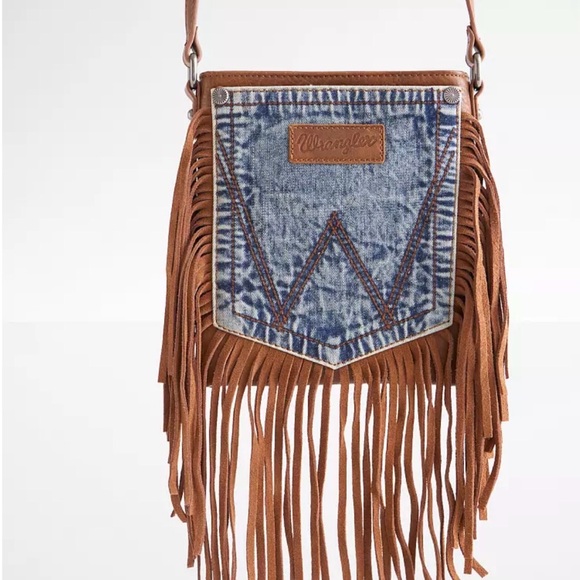 SOLD OUT Wrangler Fringe Denim Crossbody 🤠 Western Boho Jean Pocket Bag - Picture 2 of 6